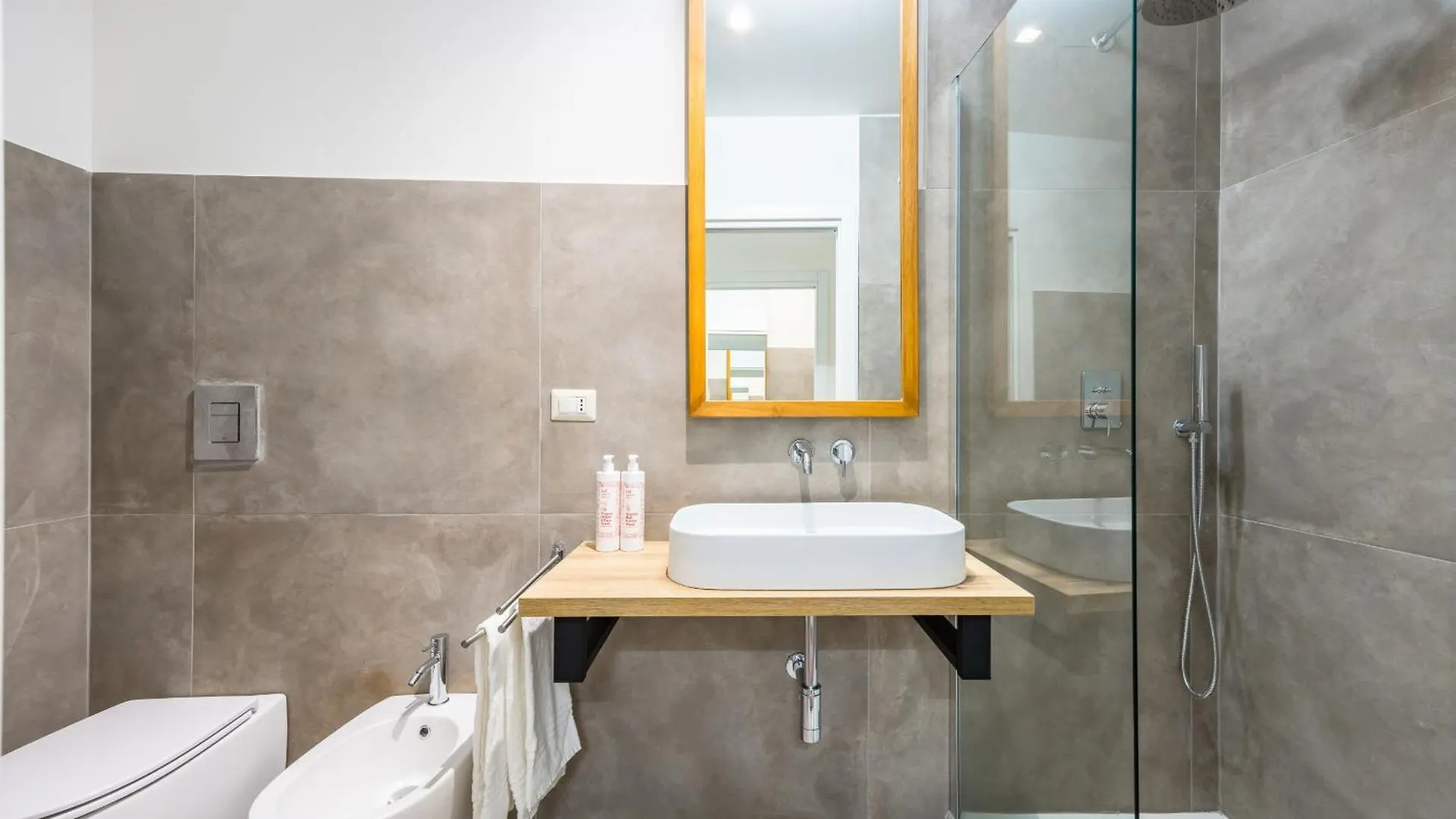 Apartment Appartamenti A Villa Carafa Di Belvedere By Wonderful Italy Naples Italy