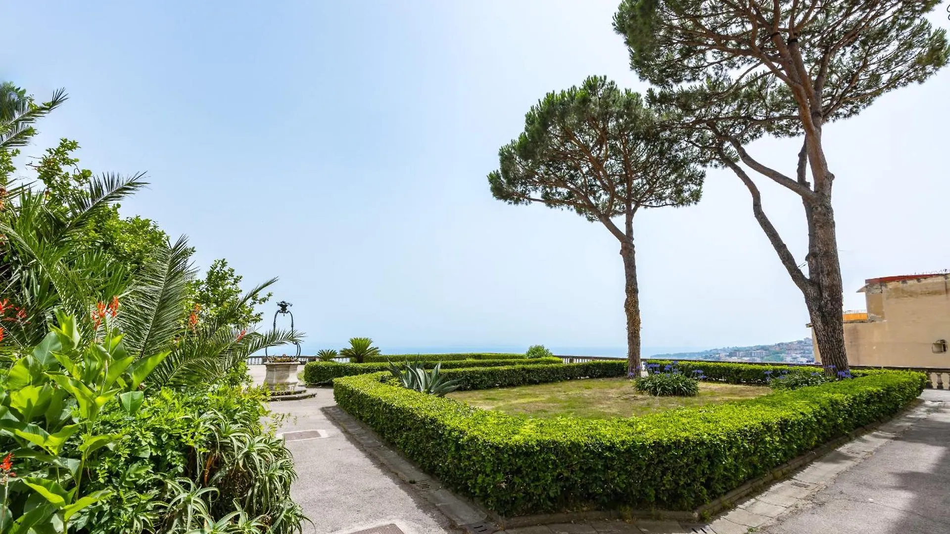 Appartamenti A Villa Carafa Di Belvedere By Wonderful Italy Naples Apartment