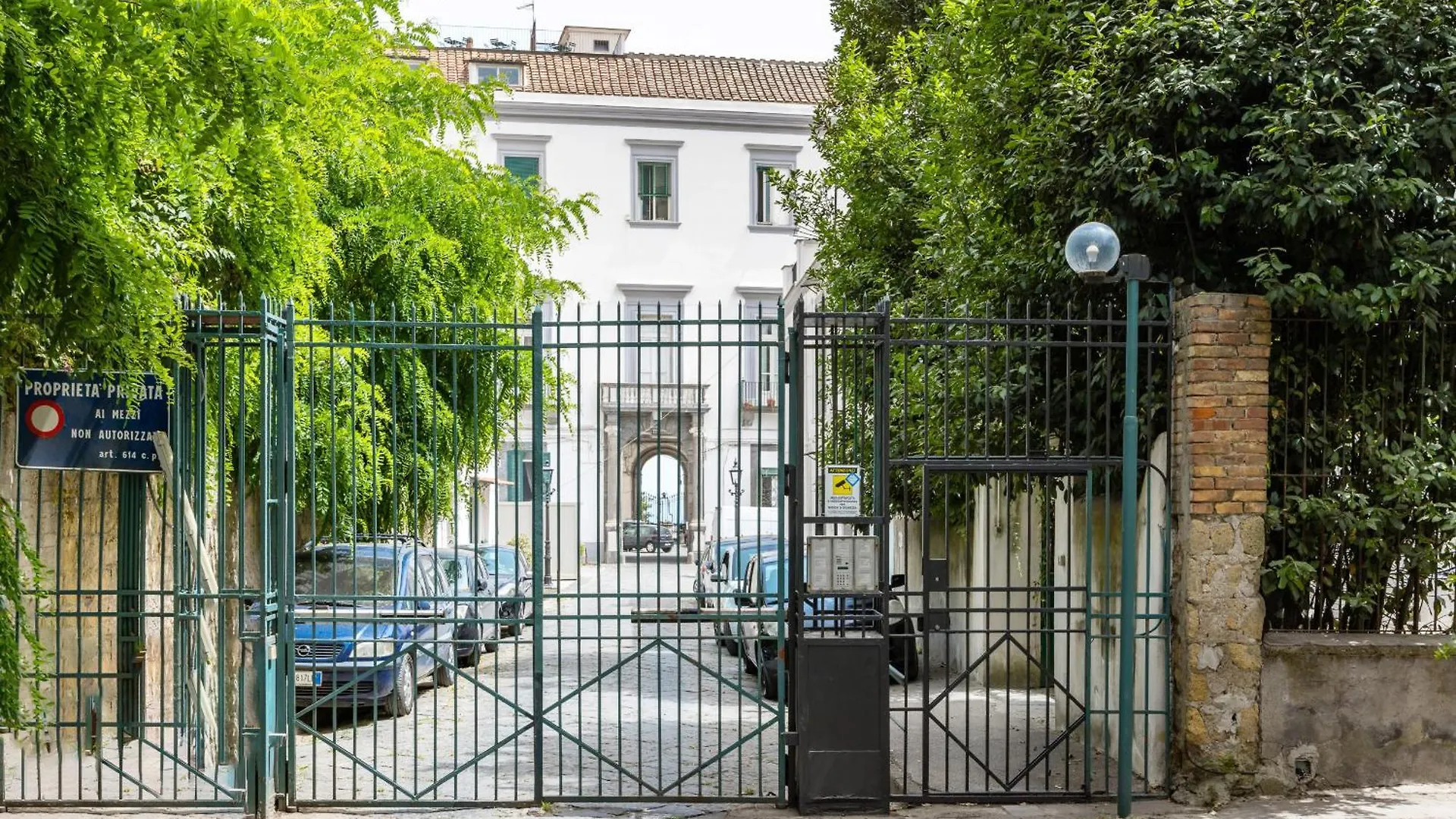 Apartment Appartamenti A Villa Carafa Di Belvedere By Wonderful Italy Naples