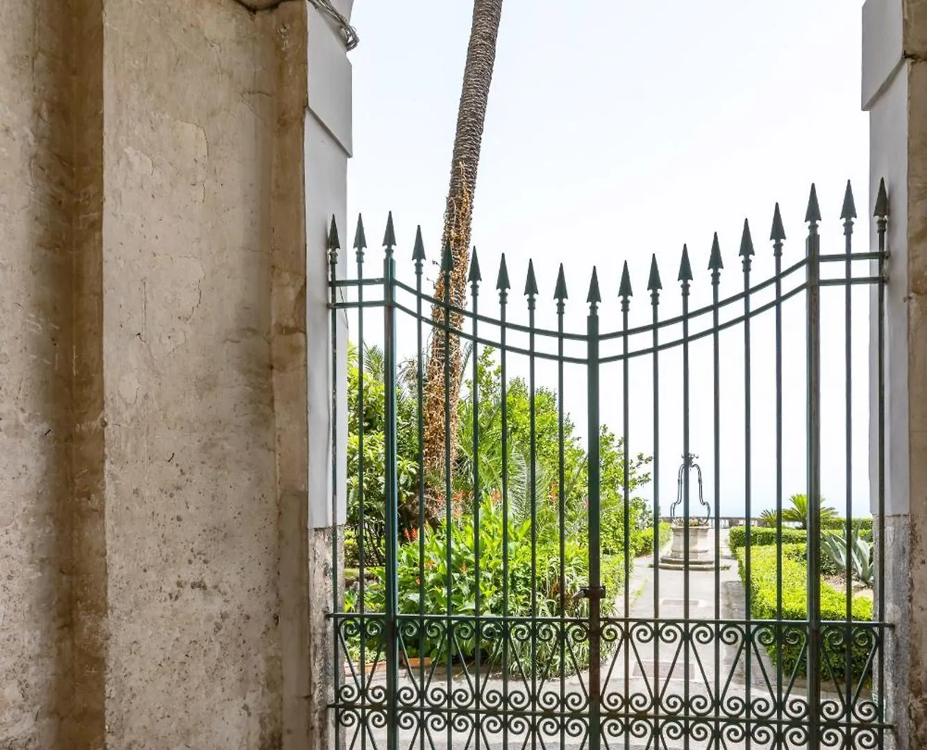 Appartamenti A Villa Carafa Di Belvedere By Wonderful Italy Naples Apartment
